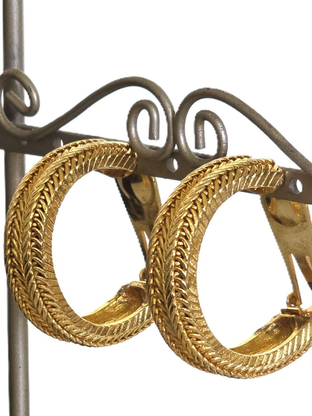 Vintage Les Bernard Signed VO vogue Statement hoop Clip-On Earrings Couture rare